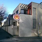Rnr Serviced Apartments Adelaide - Wakefield St