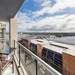 Oaks Adelaide Horizons Suites
