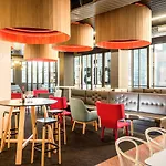 Ibis Adelaide