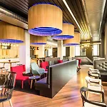 Ibis Adelaide