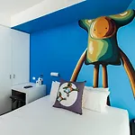Majestic Minima Hotel
