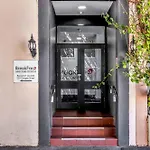 Studio410 /247 Gouger St Ex Hotel Rm At City