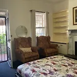 Carolyn\'S Cottage