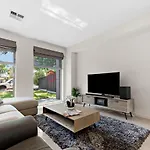 Clover - The Split-Level Sanctuary In Payneham South