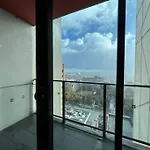 2Br Entire Apt City Central