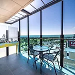 Spark Penthouse The Aria Apartments With Carpark