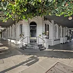 Botanic Loft