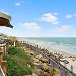 Seaside Smart Home - Coastal Chic At Henley Beach