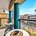 Little Oak Lodge - Wellness Is Calling