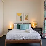 The Lane Of Lightsview - Relaxed Inner-City Living