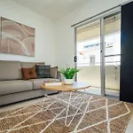 Nirvana On Gray - 2Br Staycation Wifi