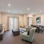 Frome Apartments