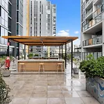 Elegant 1Br Cbd Apt Walkable&Wi-Fi&Attractions