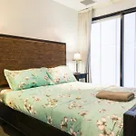 Luxury Oaks Horizons Apartment With A Pool