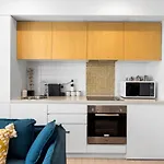 Cbd 2Br Apt - Walkable