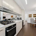 River Torrens Retreat - 2Br, Parking, Wi-Fi