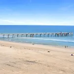 Pier Apartment - Glenelg Views - No 506