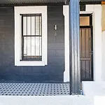 Lovely And Spacious 2-Bedroom Home In Norwood