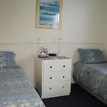 Glenelg Sea-Breeze