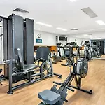 \'Bayside Pines\' Resort-Style Haven On Glenelg Beach