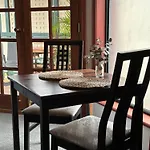 Wine And Roses Bed And Breakfast