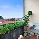 Stylish Urban Retreat On Eden
