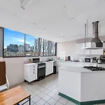 Studio 25 - Wright Lodge