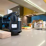 Luxury 2Br Serviced Apartment 1206 At The Rowlands