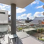 Parkland Vista Luxury Retreat