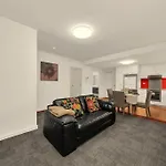 2 Bedrooms In Adelaide Cbd With Balcony