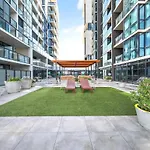 Contemporary 3Br Paradise On Franklin Street