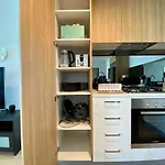 Tranquil 1Br Retreat In The Heart Of Adelaide Cbd