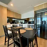 Tranquil 1Br Retreat In The Heart Of Adelaide Cbd