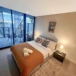 Cbd Realm Stylish 2B2B With Parking