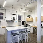 Tequila Sunrise Hostel Adelaide