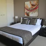 Rnr Sturt Holiday Home