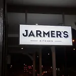 Magnificent Apartment + Free Car Park Near Cbd