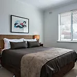 Adelaide Dress Circle Apartments - Childers Street