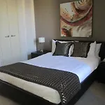 Rnr Apartments Adelaide