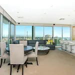 Glenelg Skyline Penthouse - Wifi