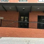 City Escape 3Bd In Adelaides East End 6