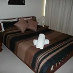 City Escape 3Bd In Adelaides East End 5