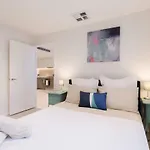 Ther-Rich Apartment