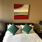 Rnr Serviced Apartments Adelaide - Wakefield St