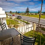 Esplanade Apartments At West Beach
