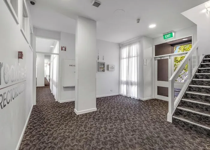 Studio410 /247 Gouger St Ex Hotel Rm At City