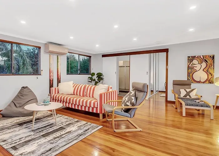 \'Harmony Lodge\' A Cheerful Beachside Refresh