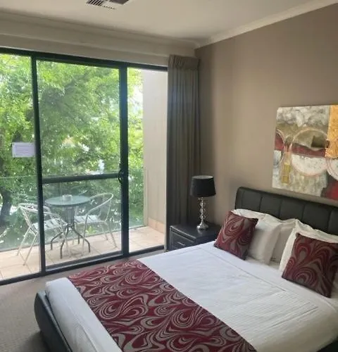 Rnr Sturt Holiday Home