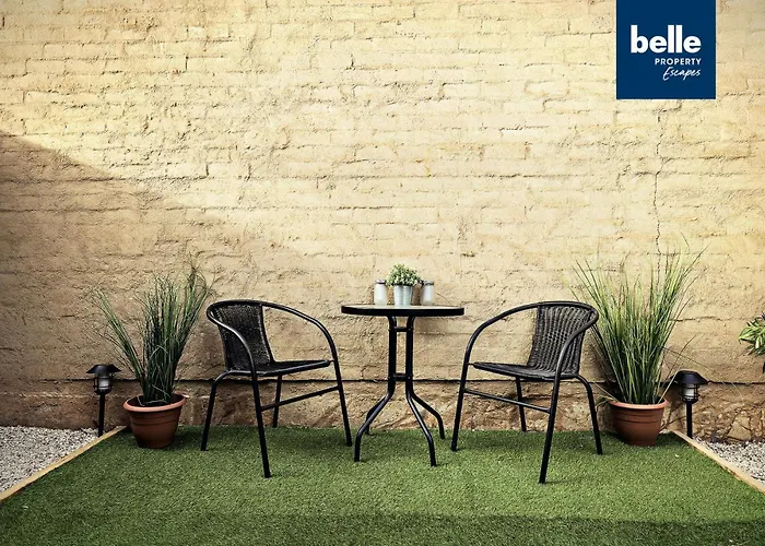 2 Bedroom Apartment In Melbourne Street - North Adelaide