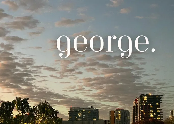 George - Luxe Residence With Private Rooftop